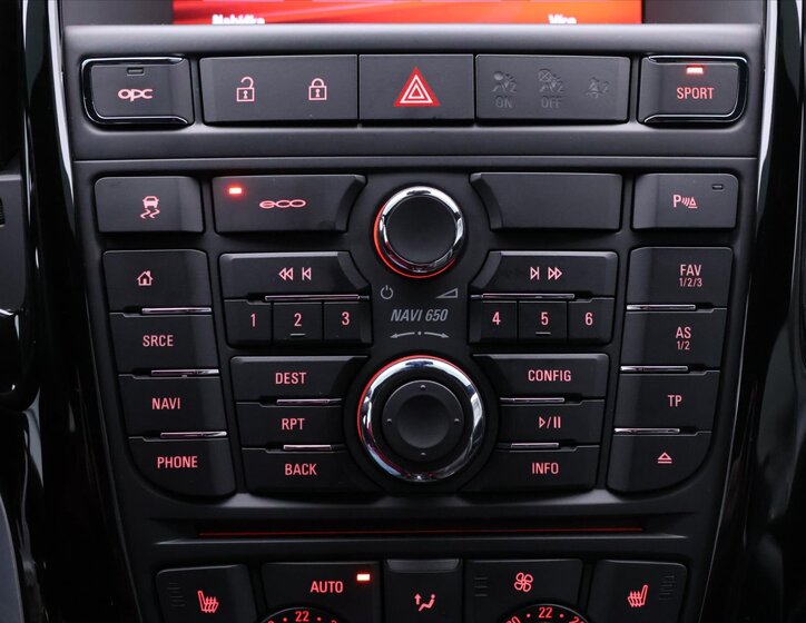 Opel Astra Hatchback 2,0 l 206 kw