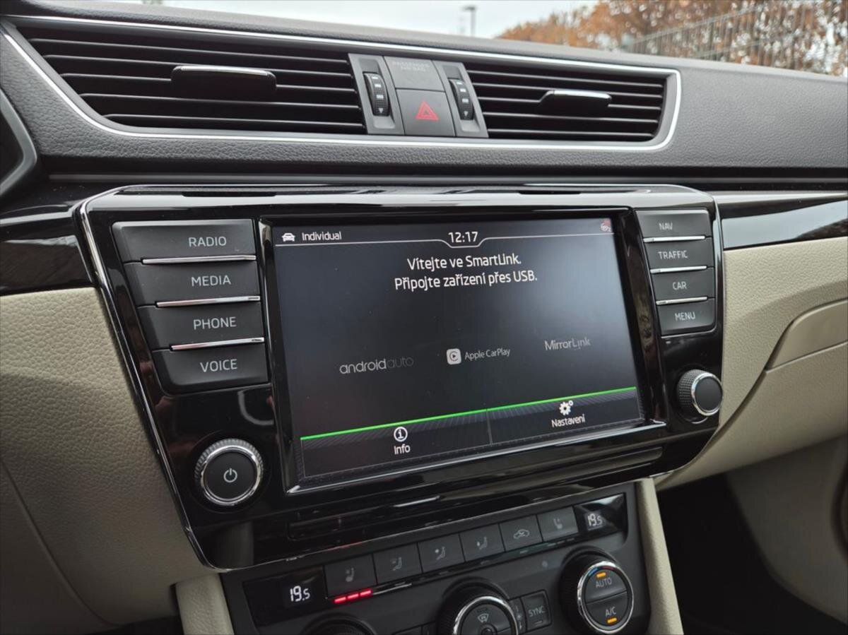 Škoda Superb Kombi 2,0 l 206 kw