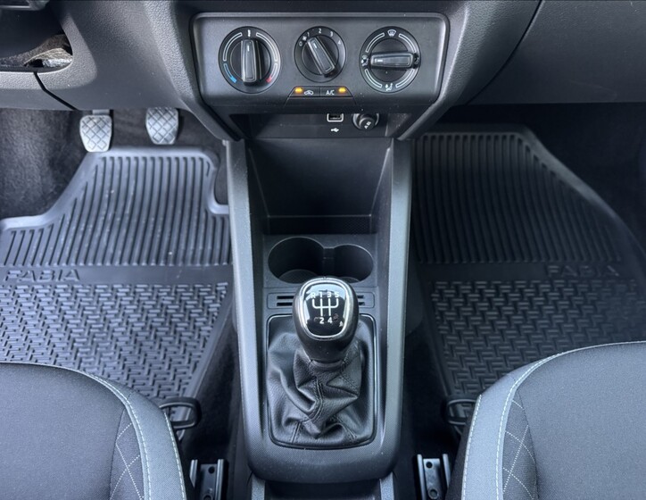 Škoda Fabia 36