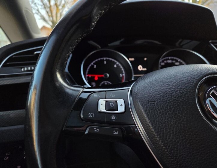 Volkswagen Touran MPV 2,0 l 110 kw