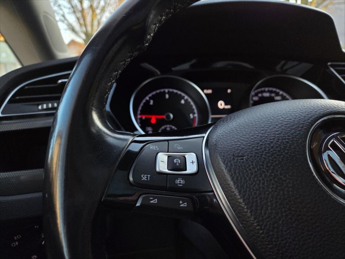 Volkswagen Touran MPV 2,0 l 110 kw