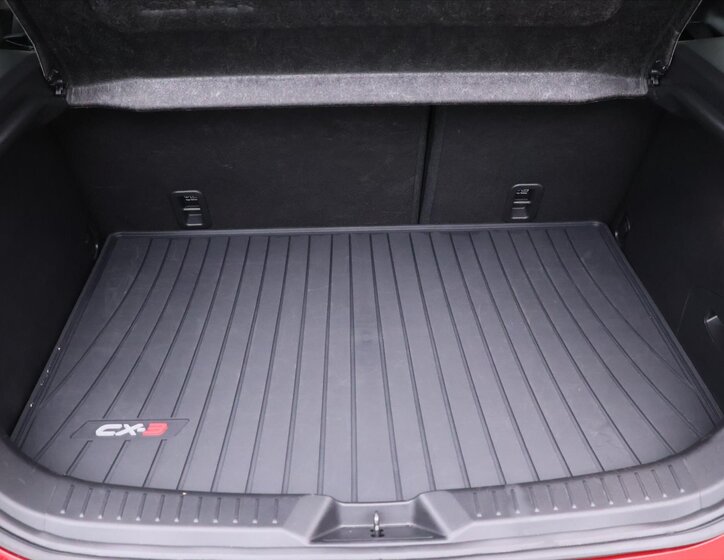 Mazda CX-3 SUV 2,0 l 110 kw