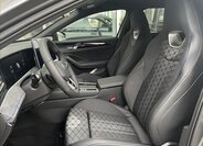 Volkswagen Passat Kombi 1,5 l 200 kw