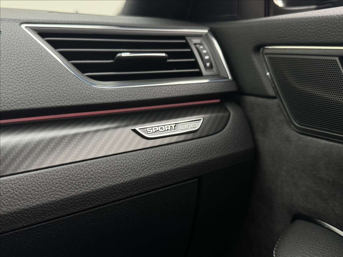 Škoda Superb Kombi 2,0 l 140 kw