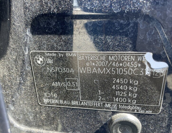 BMW Řada 5 Kombi 3,0 l 180 kw