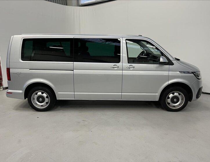 Volkswagen Caravelle 3