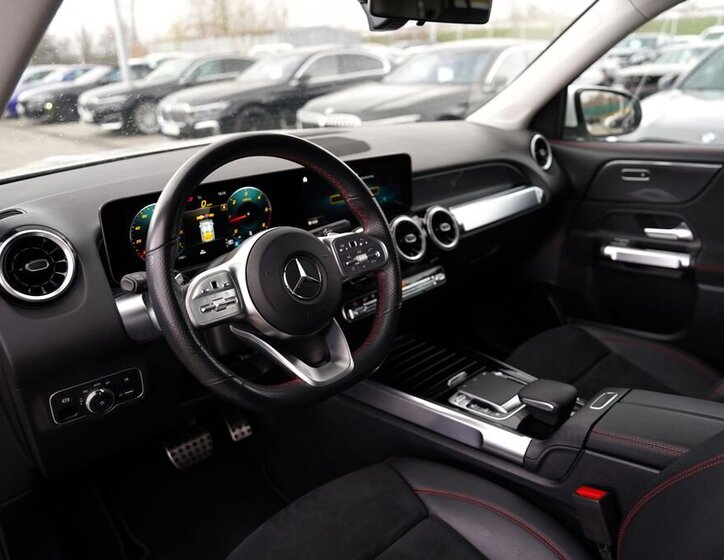 Mercedes-Benz GLB SUV / Terénní 2,0 l 110 kw