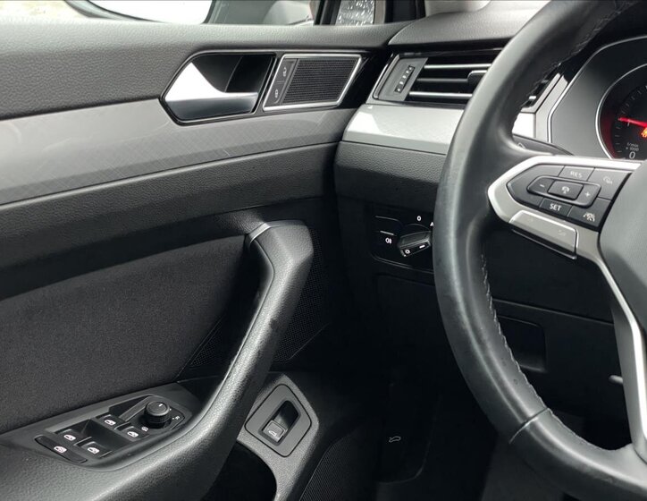 Volkswagen Passat Kombi 2,0 l 110 kw