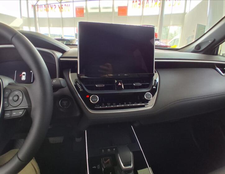 Toyota Corolla Cross 15