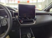 Toyota Corolla Cross 15