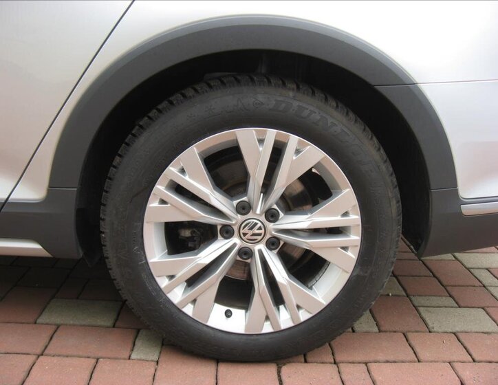 Volkswagen Passat 45