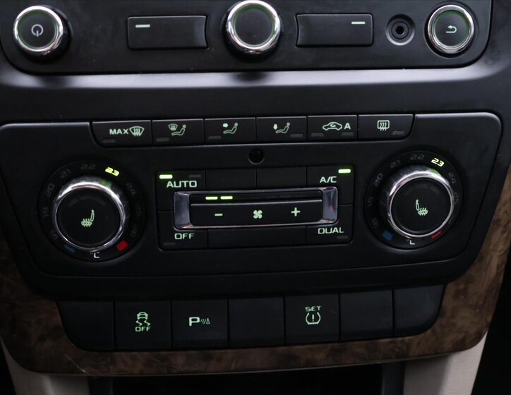 Škoda Yeti SUV / Terénní 1,2 l 77 kw