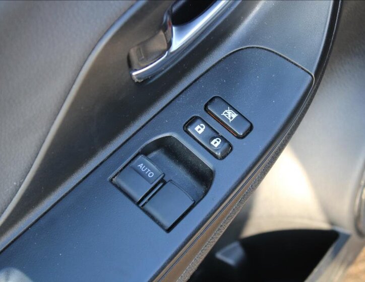 Toyota Yaris Hatchback 1,5 l 82 kw