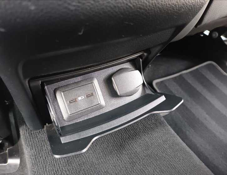 Mercedes-Benz GLC SUV 2,0 l 180 kw