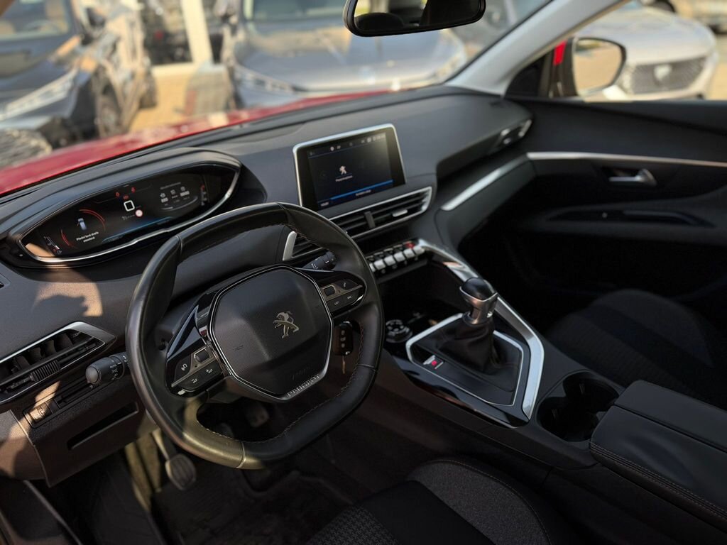 Peugeot 3008 SUV / Terénní 1,2 l 96 kw