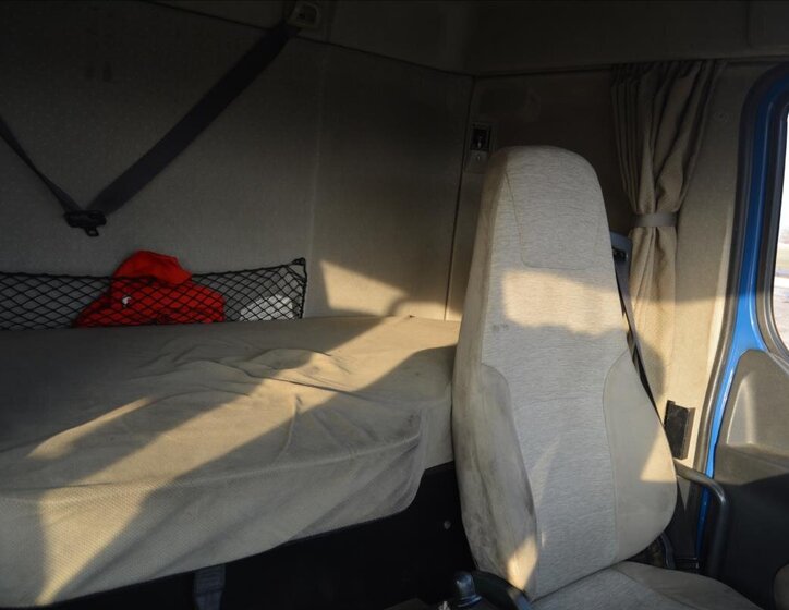 Renault Ostatní Valník 10,8 l 332 kw