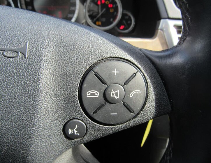 Mercedes-Benz Třídy E Kombi 1,8 l 135 kw