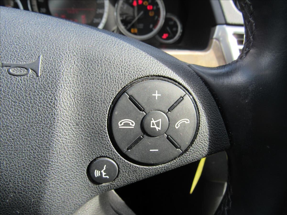 Mercedes-Benz Třídy E Kombi 1,8 l 135 kw