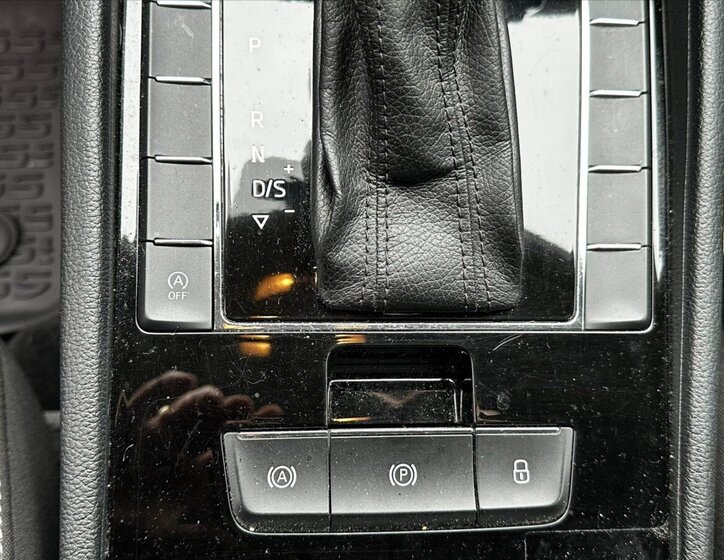 Škoda Superb Sedan 2,0 l 110 kw