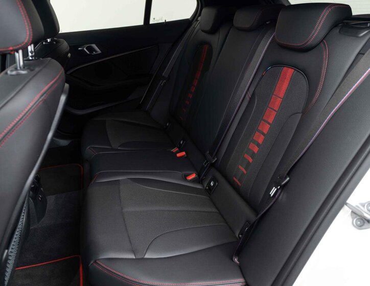 BMW Řada 1 Hatchback 2,0 l 195 kw