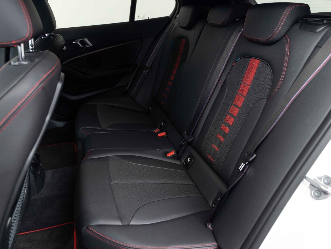 BMW Řada 1 Hatchback 2,0 l 195 kw