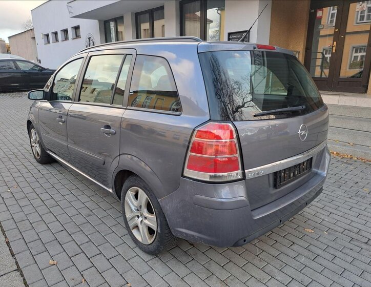 Opel Zafira MPV 1,9 l 88 kw