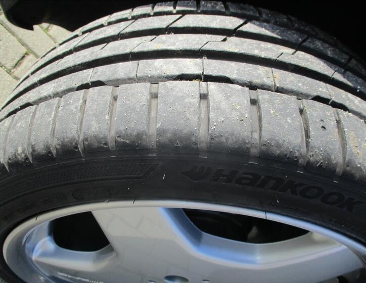 Mercedes-Benz CLK 27