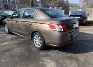 Peugeot 301 Sedan 1,6 l 85 kw