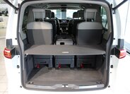 Volkswagen Multivan 27