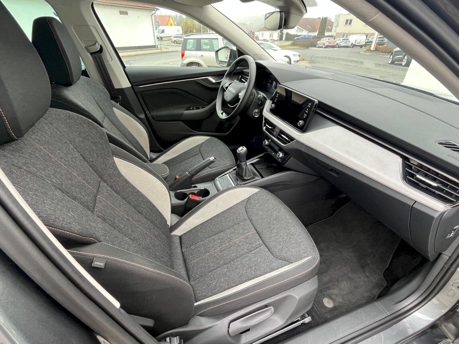 Škoda Scala Hatchback 1,0 l 85 kw