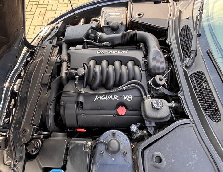 Jaguar XK8 Kupé 0,0 0