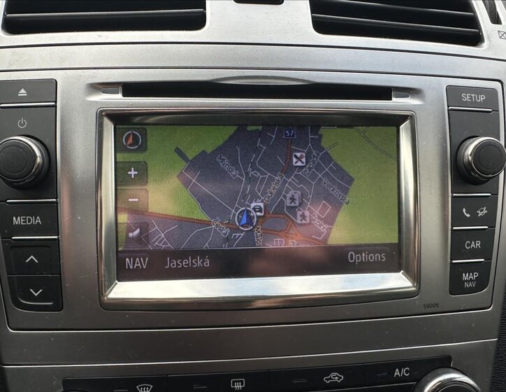 Toyota Avensis Kombi 1,8 l 109 kw