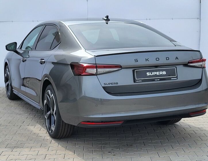 Škoda Superb 5