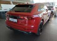 Audi Q8 SUV / Terénní 3,0 l 210 kw