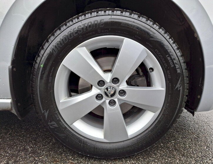 Škoda Scala Hatchback 1,5 l 110 kw