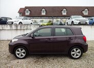 Toyota Urban Cruiser Hatchback 1,3 l 74 kw