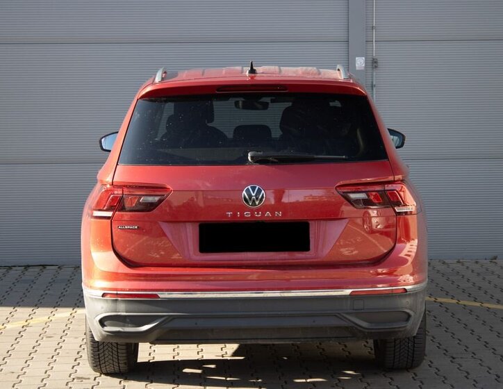 Volkswagen Tiguan SUV 1,5 l 110 kw