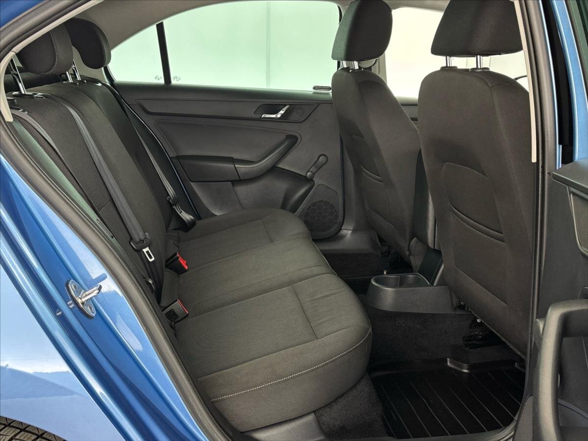 Škoda Rapid Liftback 1,2 l 63 kw