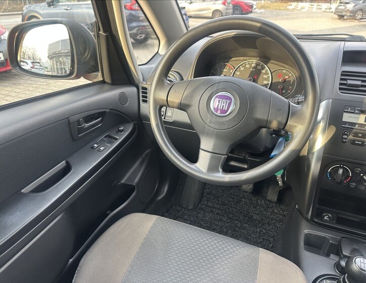 Fiat Sedici Hatchback 1,6 l 79 kw