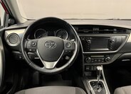 Toyota Auris Kombi 1,6 l 97 kw
