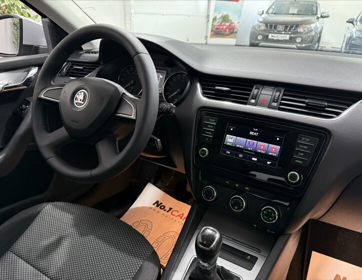 Škoda Octavia 14