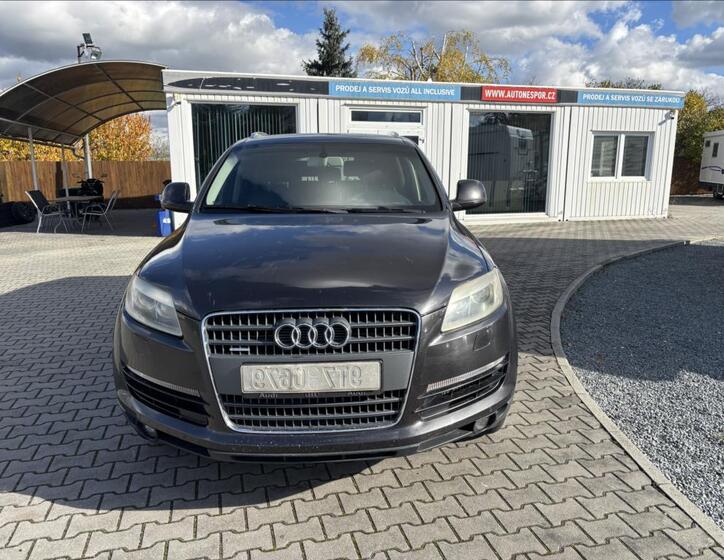 Audi Q7 2