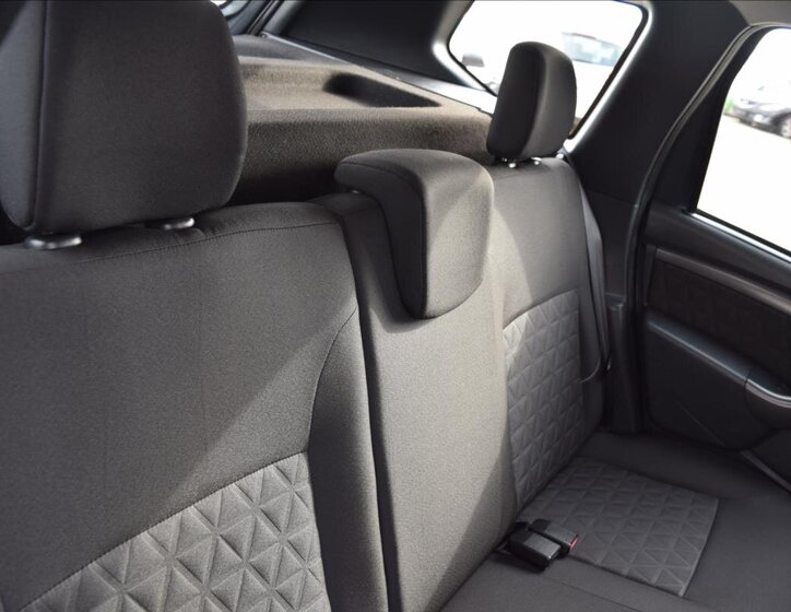 Dacia Duster SUV / Terénní 1,2 l 92 kw