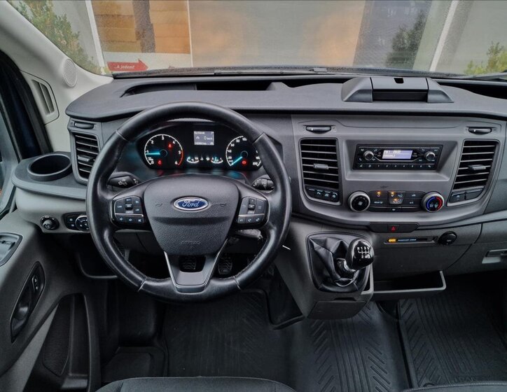 Ford Transit 12