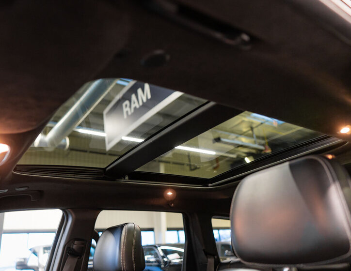 Jeep Grand Cherokee 31