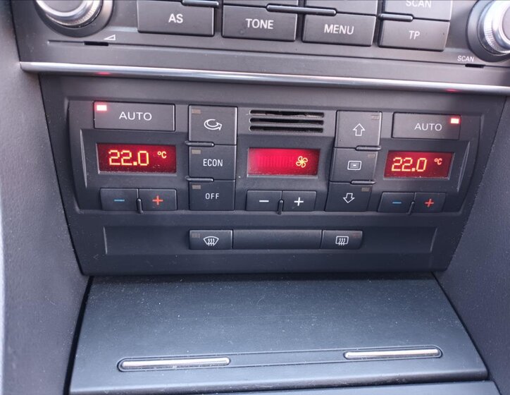 Audi A4 Sedan / Limuzína 1,9 l 85 kw