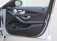 Mercedes-Benz Třídy C Sedan / Limuzína 3,0 l 270 kw