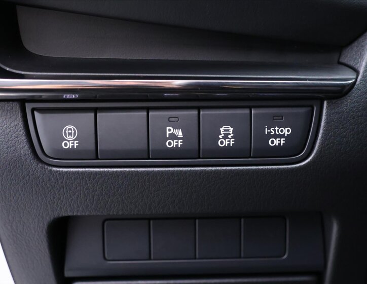 Mazda 3 Sedan 2,0 l 137 kw