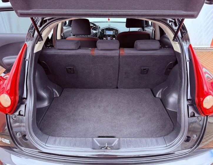 Nissan Juke Hatchback 1,6 l 86 kw