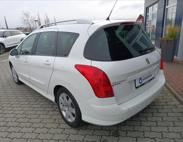 Peugeot 308 Kombi 1,6 l 686 kw
